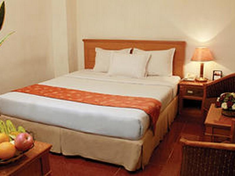 Hotel Pardede International Medan Exterior foto